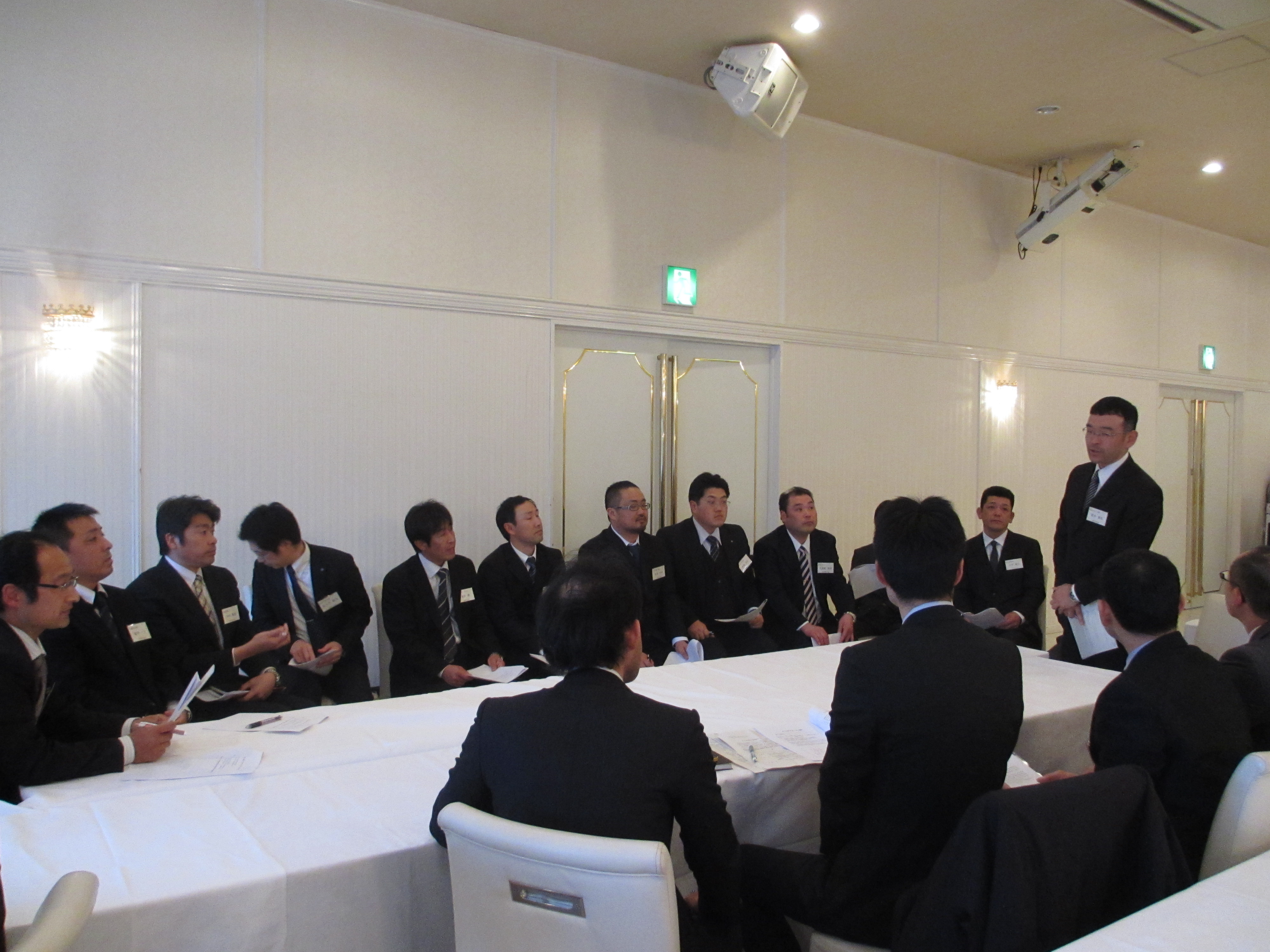 http://www.syms.bz/houkoku/%E7%AC%AC5%E3%83%96%E3%83%AD%E3%83%83%E3%82%AF.JPG