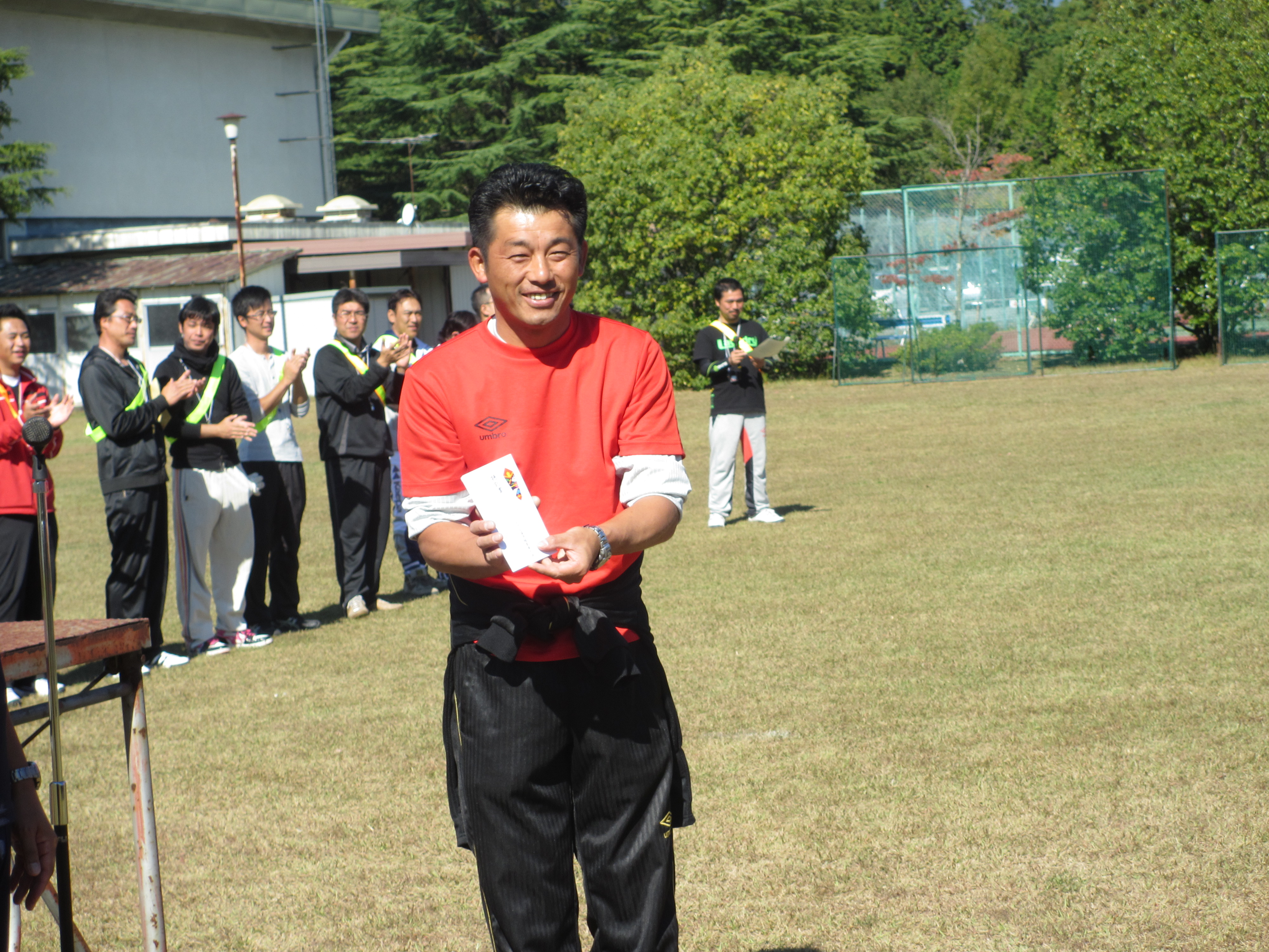 http://www.syms.bz/houkoku/%E8%A1%A8%E5%BD%B0%E7%89%B9%E5%88%A5%E8%B3%9E.JPG