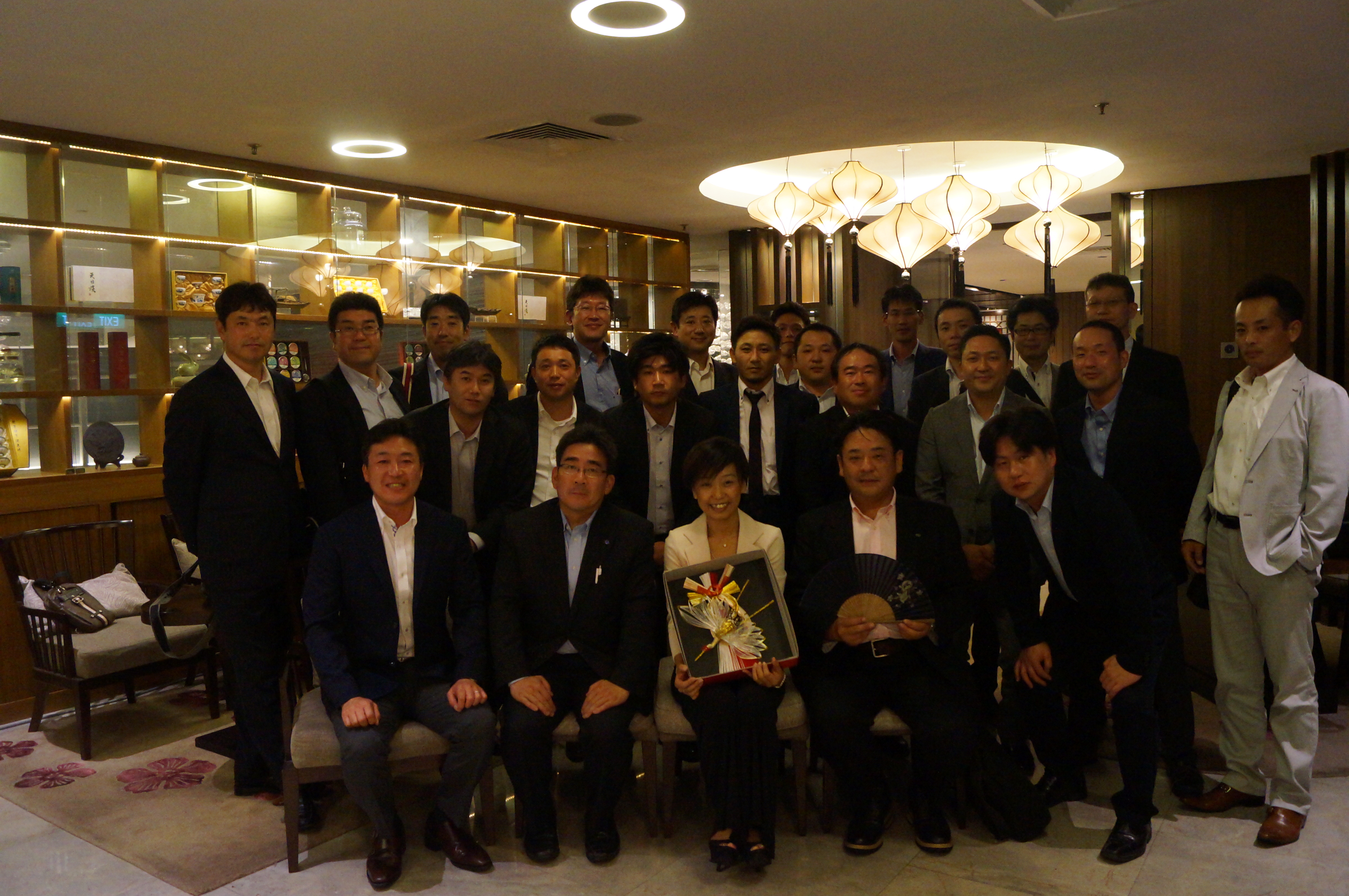 http://www.syms.bz/houkoku/DSC09953_original.JPG