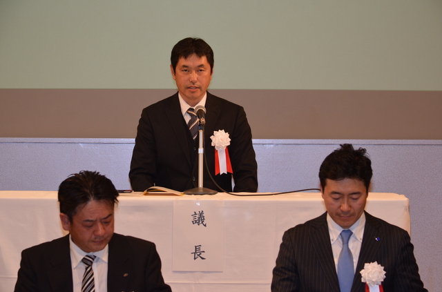 ⑨議事中島直前.JPG